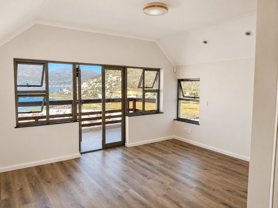 4 Bedroom Property for Sale in Glen Ridge Western Cape